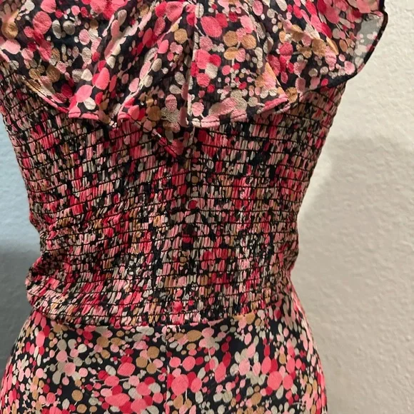 BCBG  100% silk dress. Size 2. Wedding guest, Spring, dainty floral, femme-girly - Picture 4 of 10